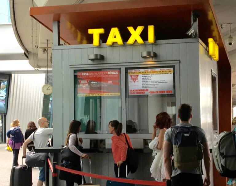 Taxi per l'aeroporto di Budapest - Visitare Budapest
