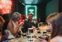 Neverland Budapest: Escape room, pizzeria e cocktail combinati per un’esperienza unica e divertente! Neverland Budapest
